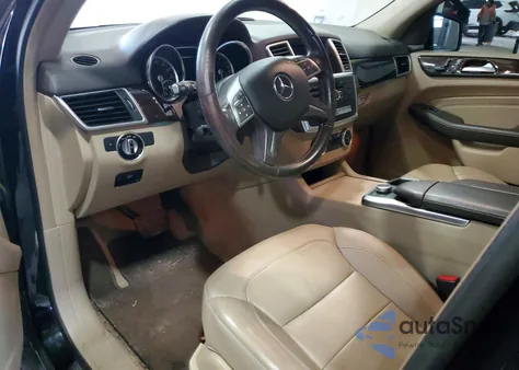 2015 Mercedes-Benz Ml 350 4Matic z USA, uszkodzony, nr VIN 4JGDA5HB9FA480989